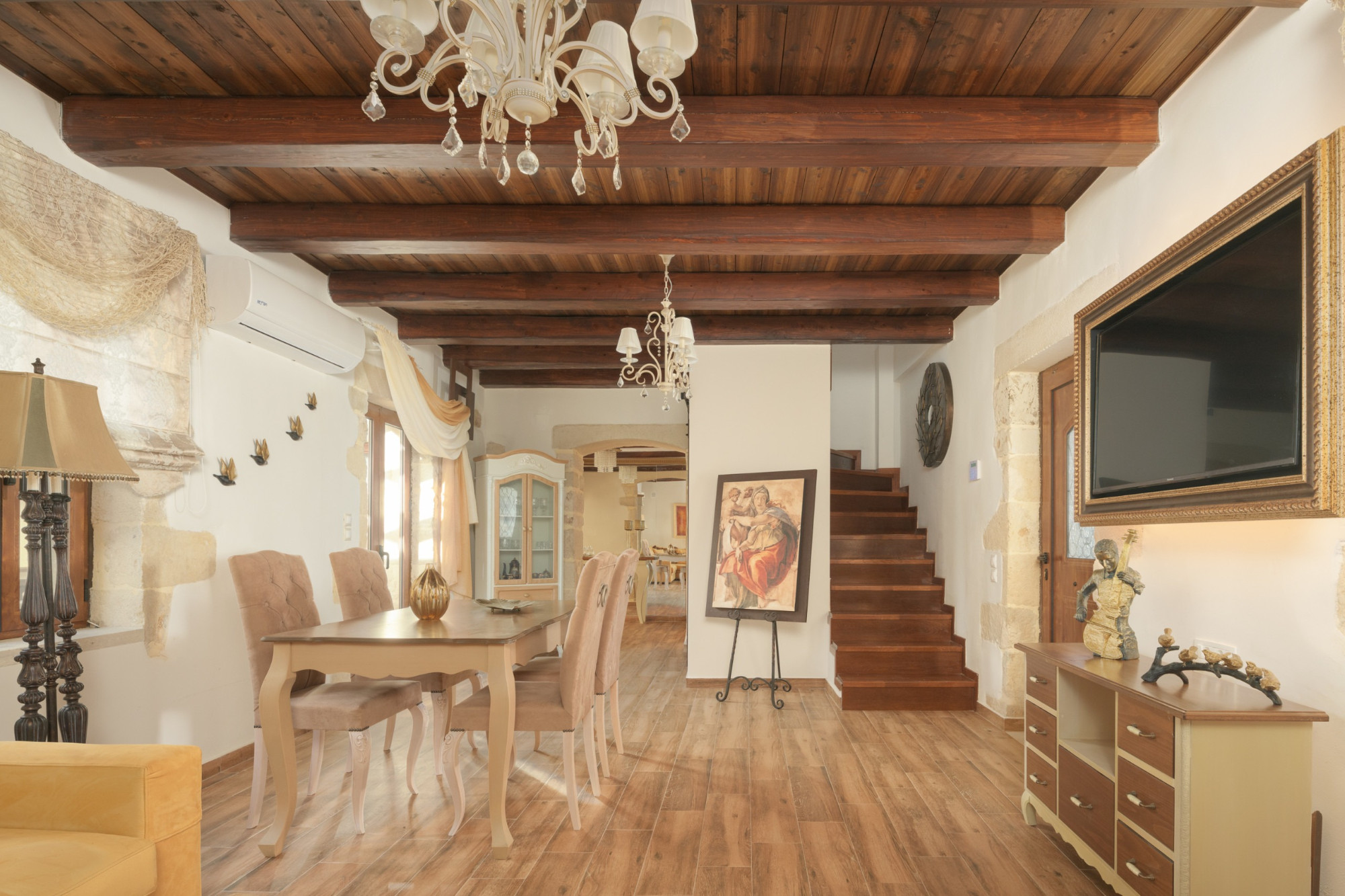 Nicole Villa Nicole Villa